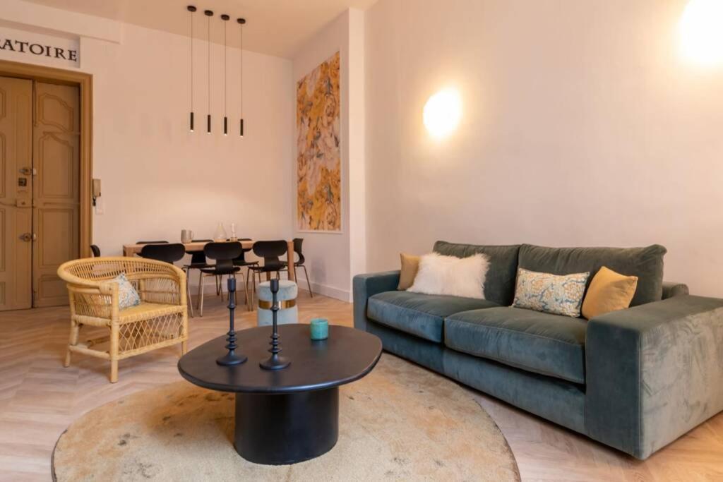 Romantic Flat In The Heart Of The City Avinyon Dış mekan fotoğraf